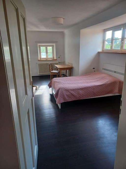 Rofingen Ferienwohnung In Der Villa Sana Mit Grossem Garten מראה חיצוני תמונה