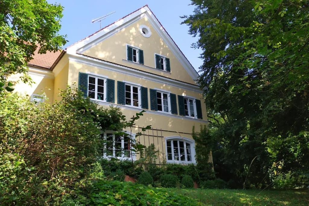 Rofingen Ferienwohnung In Der Villa Sana Mit Grossem Garten מראה חיצוני תמונה