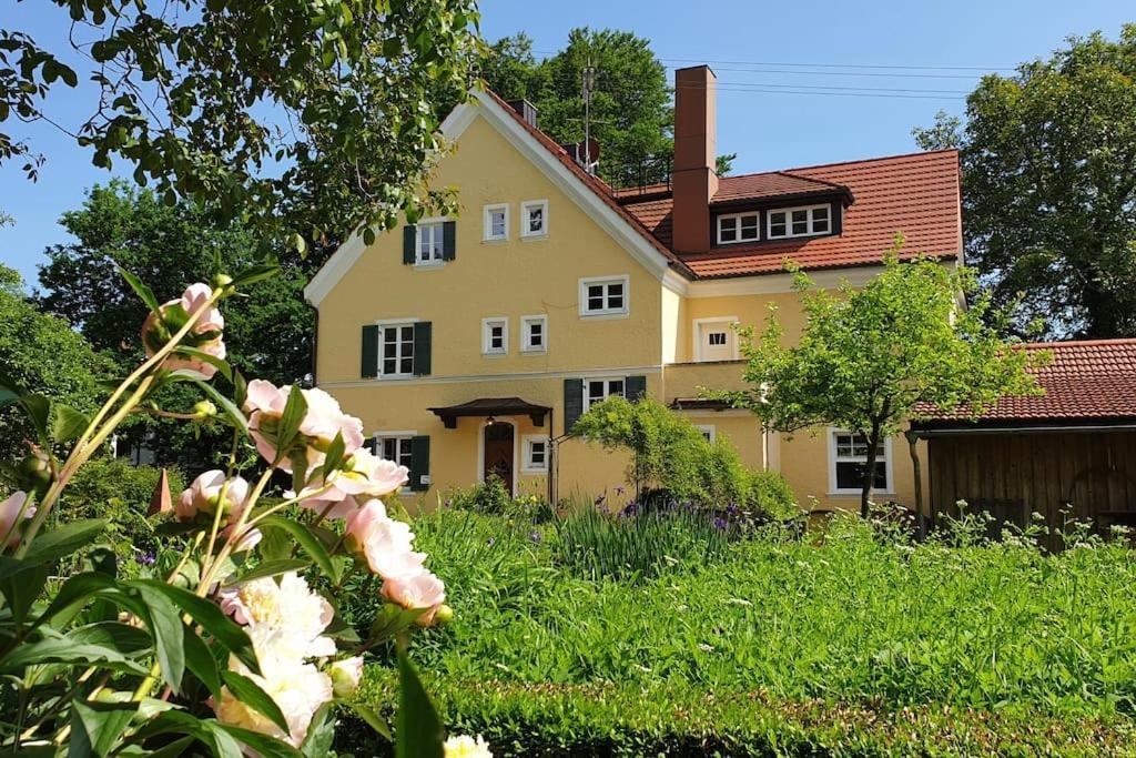 Rofingen Ferienwohnung In Der Villa Sana Mit Grossem Garten מראה חיצוני תמונה